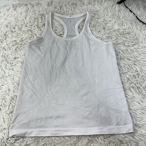 Lululemon Swiftly Tech Tank *Notre Dame Tennis Patch